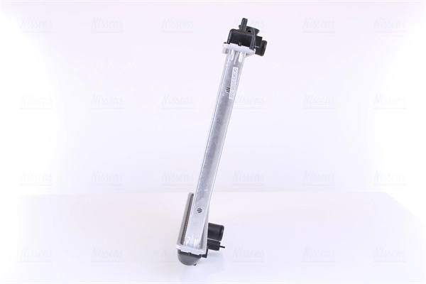 NISSENS 61748 Radiator, engine cooling