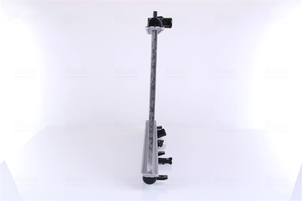 水箱散热器 68103