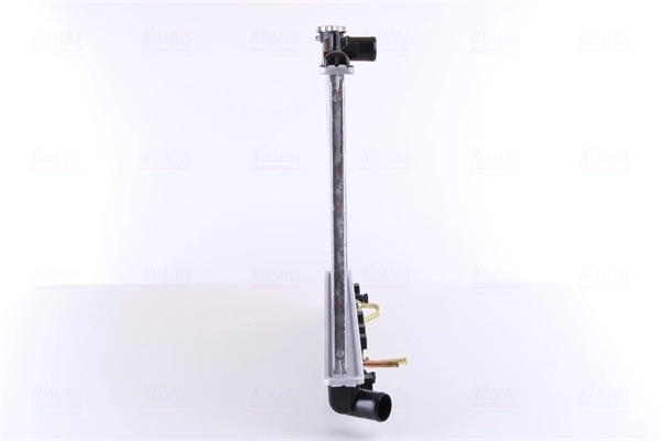 NISSENS 670011 Radiator, engine cooling