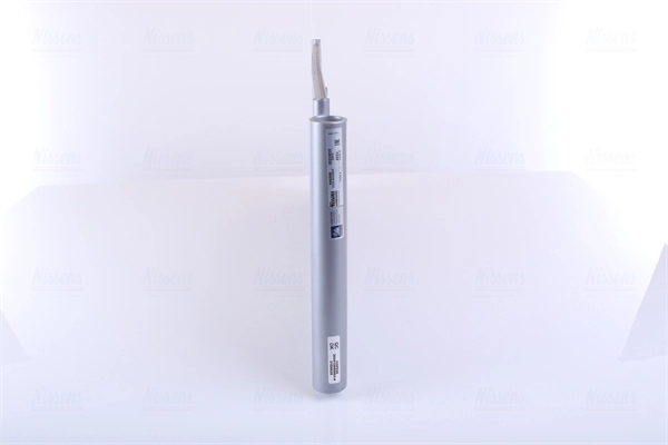 Condenser, air conditioning ** FIRST FIT ** 940568