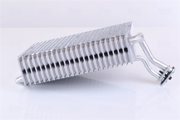 NISSENS 92091 Evaporator, air conditioning