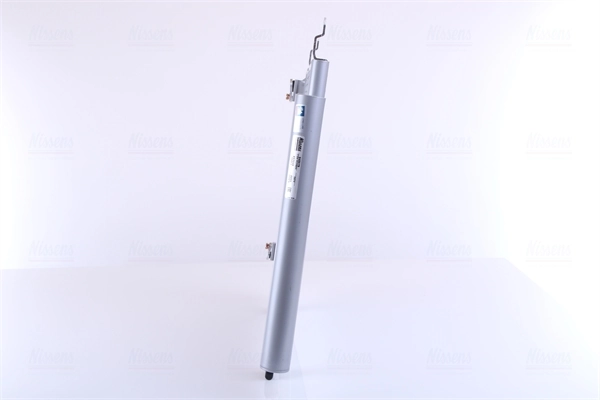 Condenser, air conditioning ** FIRST FIT ** 940079