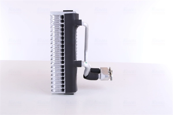 NISSENS 92342 Evaporator, air conditioning