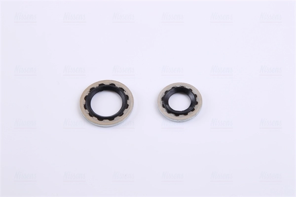 Condenser, air conditioning ** FIRST FIT ** 940693