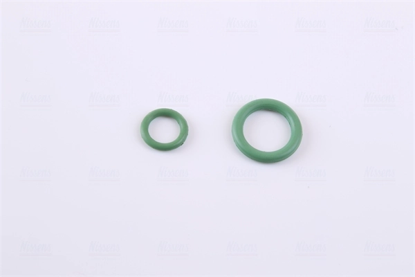 Condenser, air conditioning ** FIRST FIT ** 940672