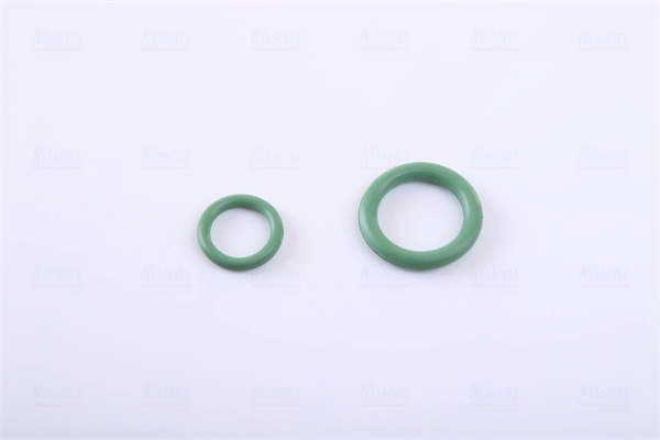 Condenser, air conditioning ** FIRST FIT ** 940079