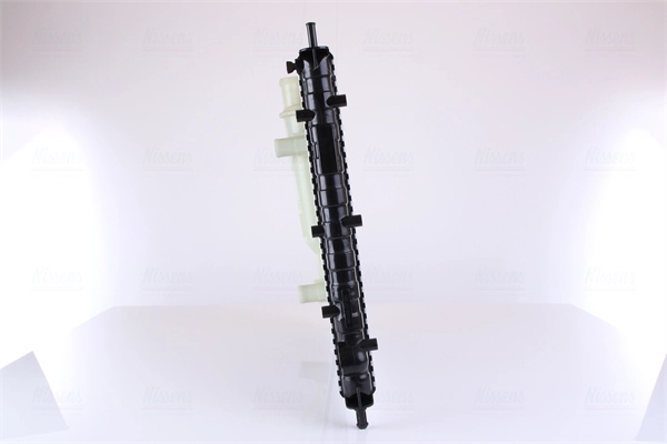 NISSENS 61779 Radiator, engine cooling