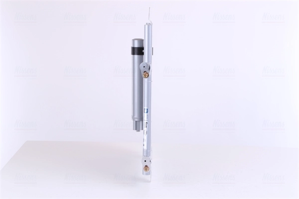 Condenser, air conditioning ** FIRST FIT ** 94891