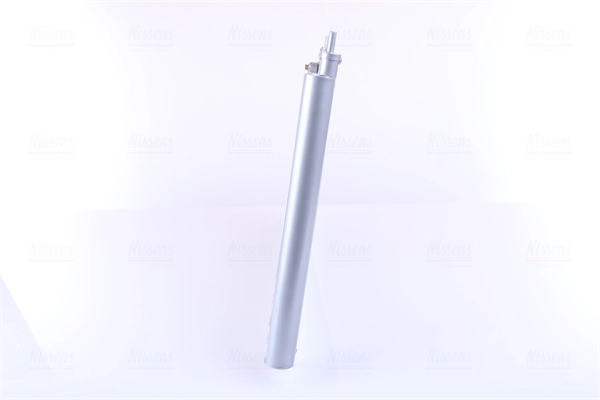 Condenser, air conditioning ** FIRST FIT ** 940036