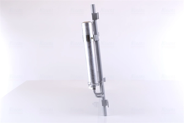 Condenser, air conditioning ** FIRST FIT ** 940789