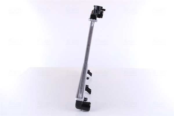 NISSENS 67717 Radiator, engine cooling