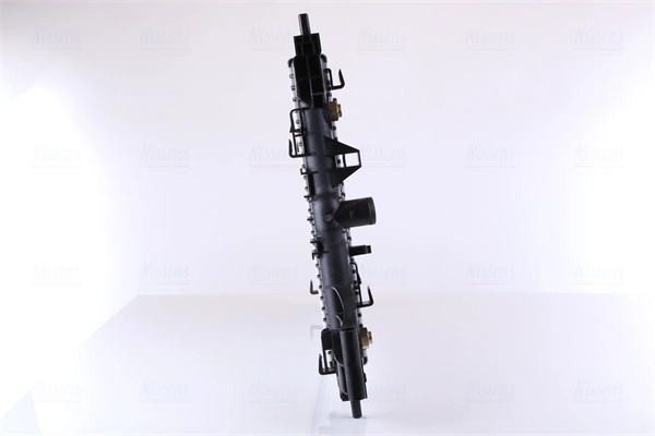 NISSENS 61677 Radiator, engine cooling