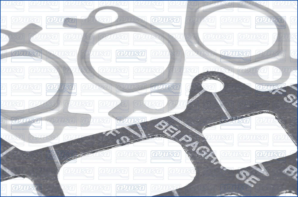 AJUSA 53033400 Gasket Kit, cylinder head