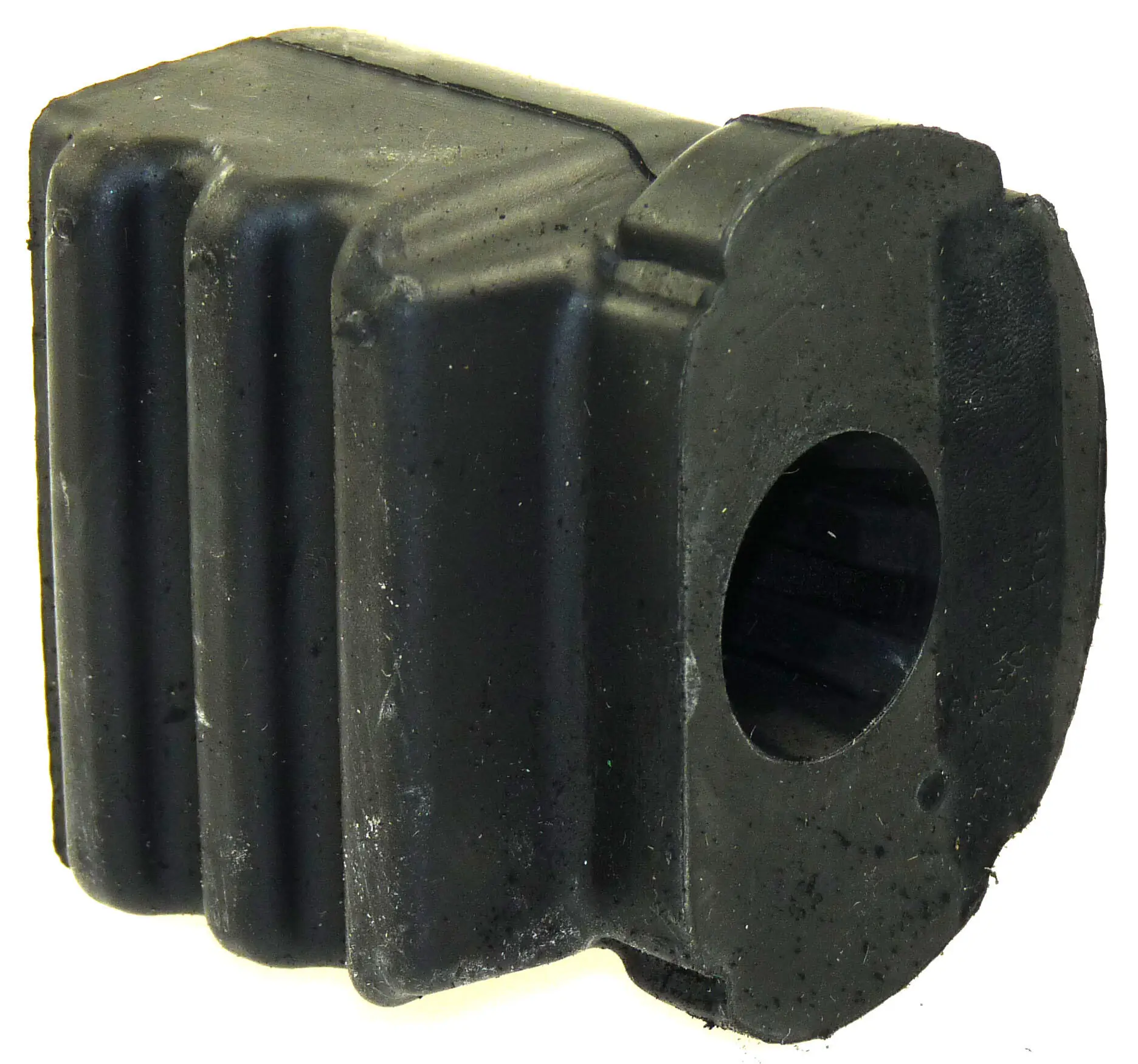 Mounting, control/trailing arm 21652300