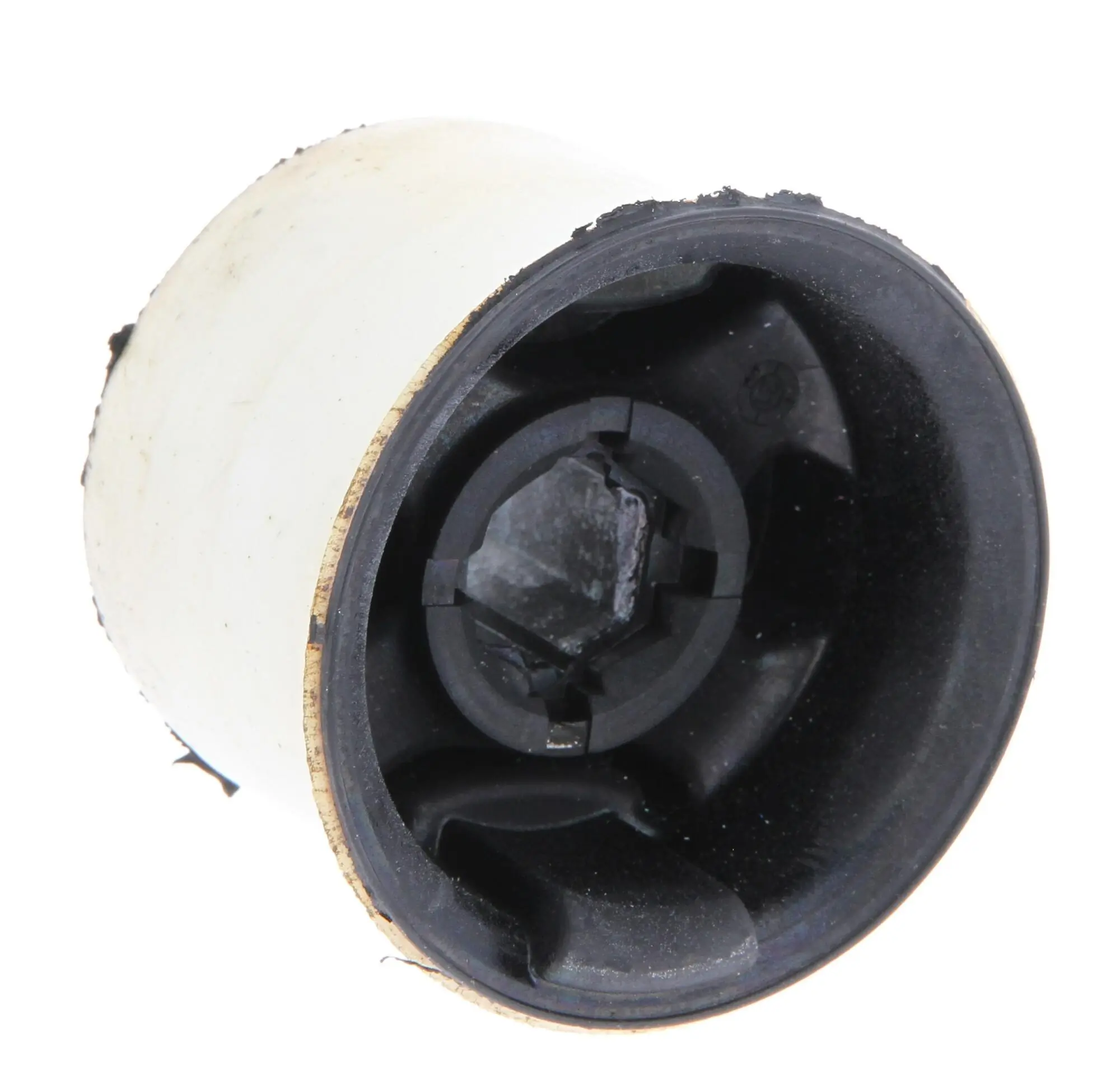 Mounting, control/trailing arm 80001202