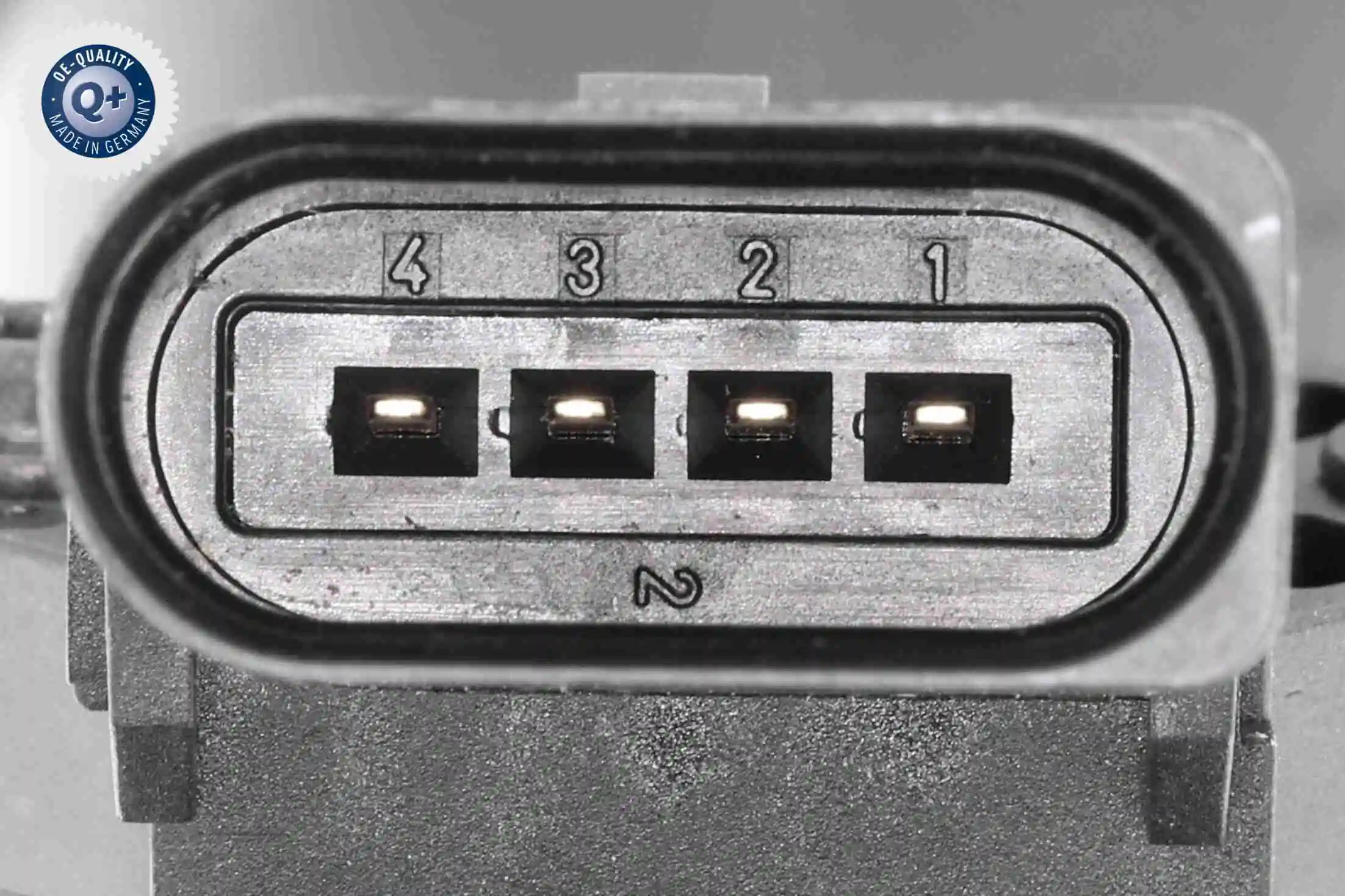 Charge Air Hose Q+, original equipment manufacturer quality V10-3573