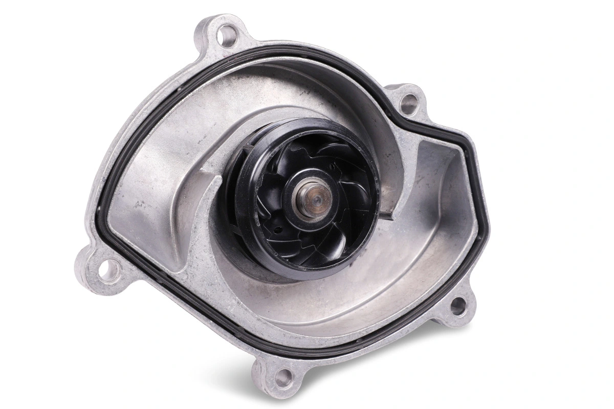 Water Pump, engine cooling P690