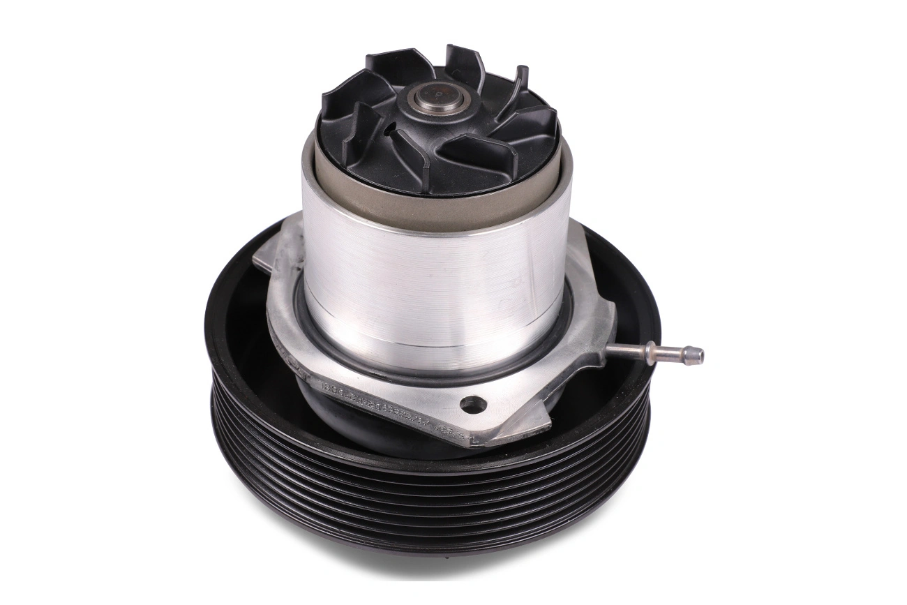 Water Pump, engine cooling P693