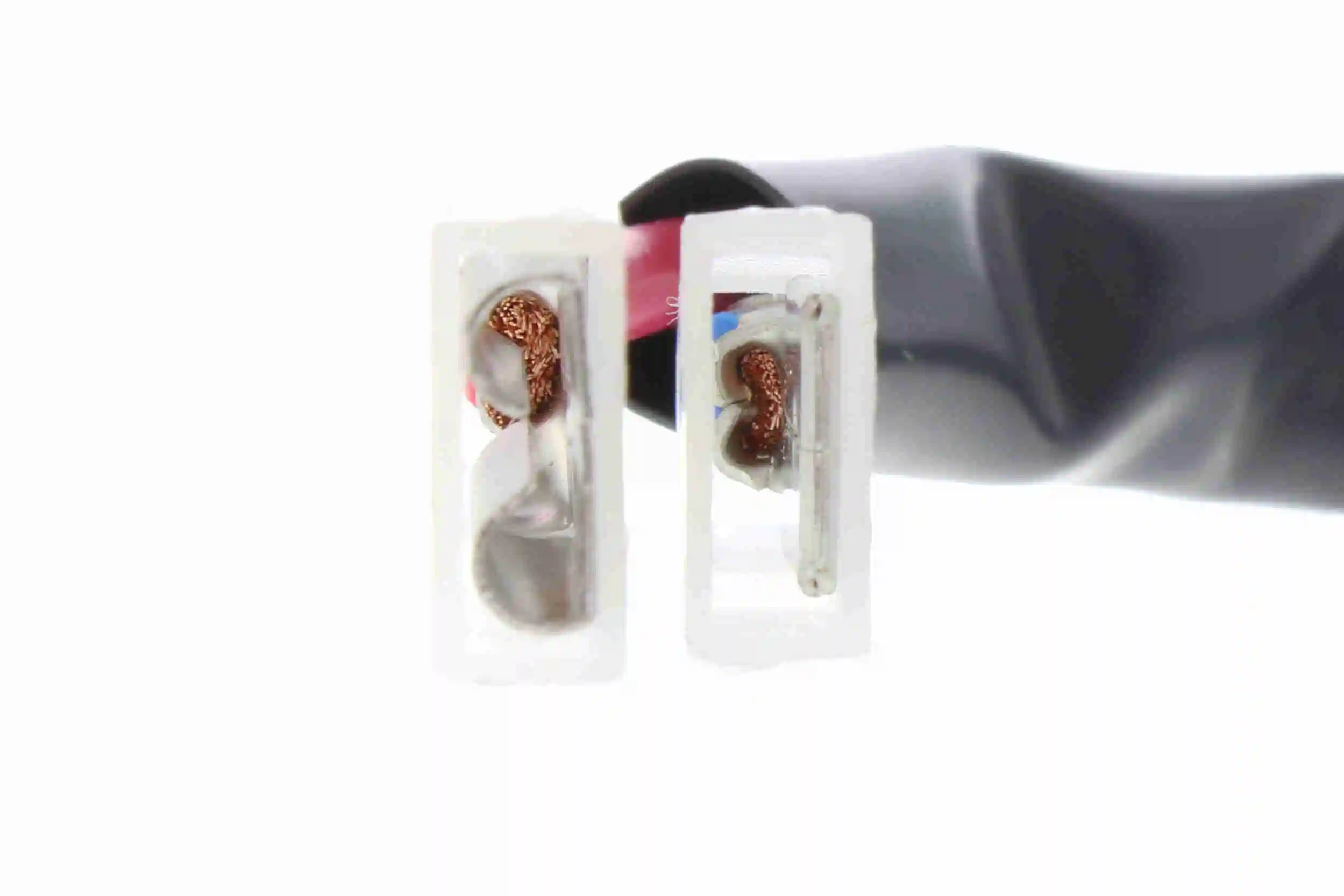 Regulator, interior blower Original VEMO Quality V30-77-0013