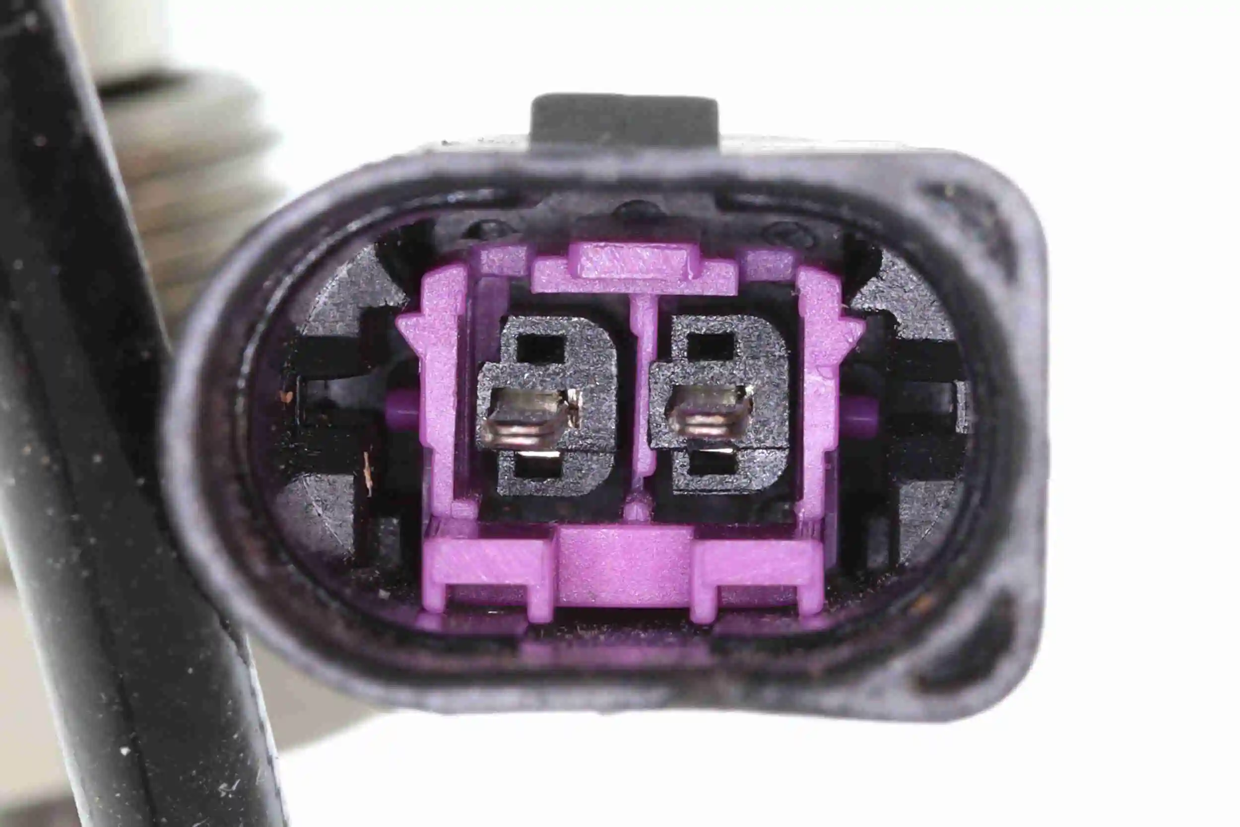 Sensor, exhaust gas temperature Original VEMO Quality V10-72-1557