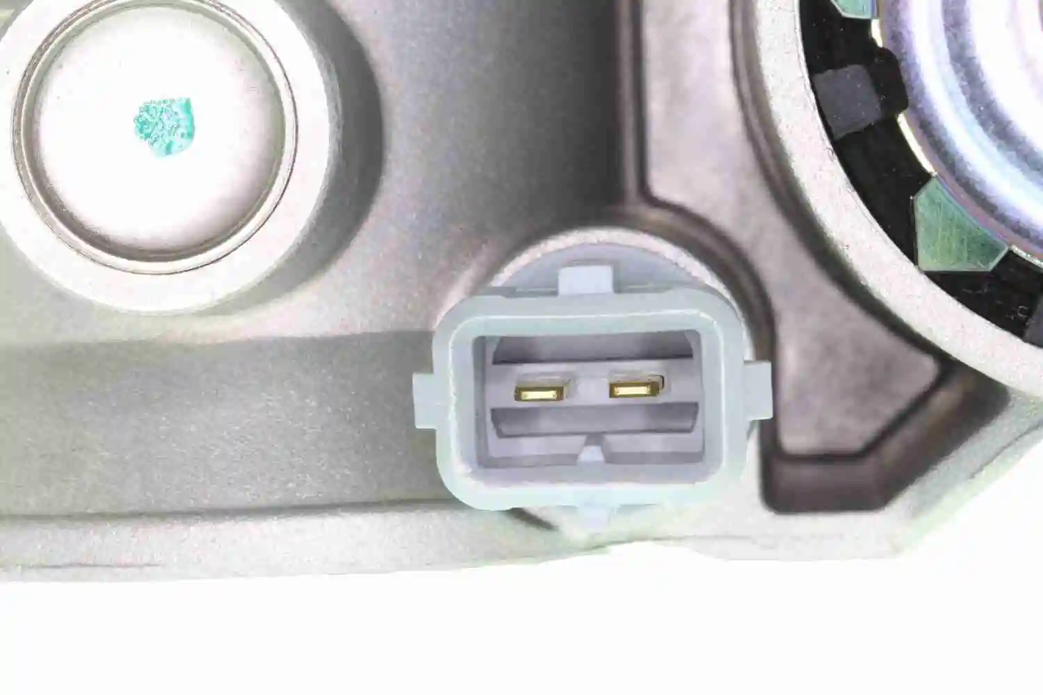 Throttle Body Original VEMO Quality V46-81-0007