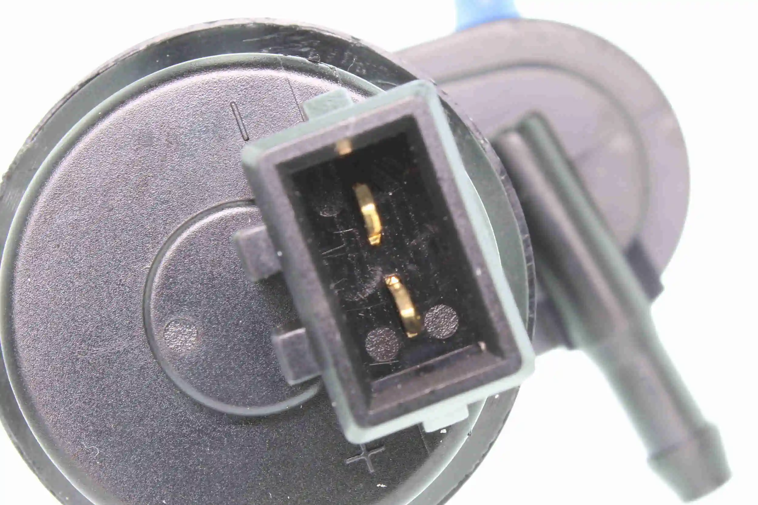 Washer Fluid Pump, window cleaning Green Mobility Parts V10-08-0202