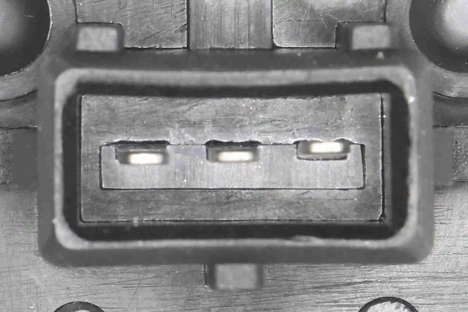 Idle Control Valve, air supply Original VEMO Quality V20-77-0022