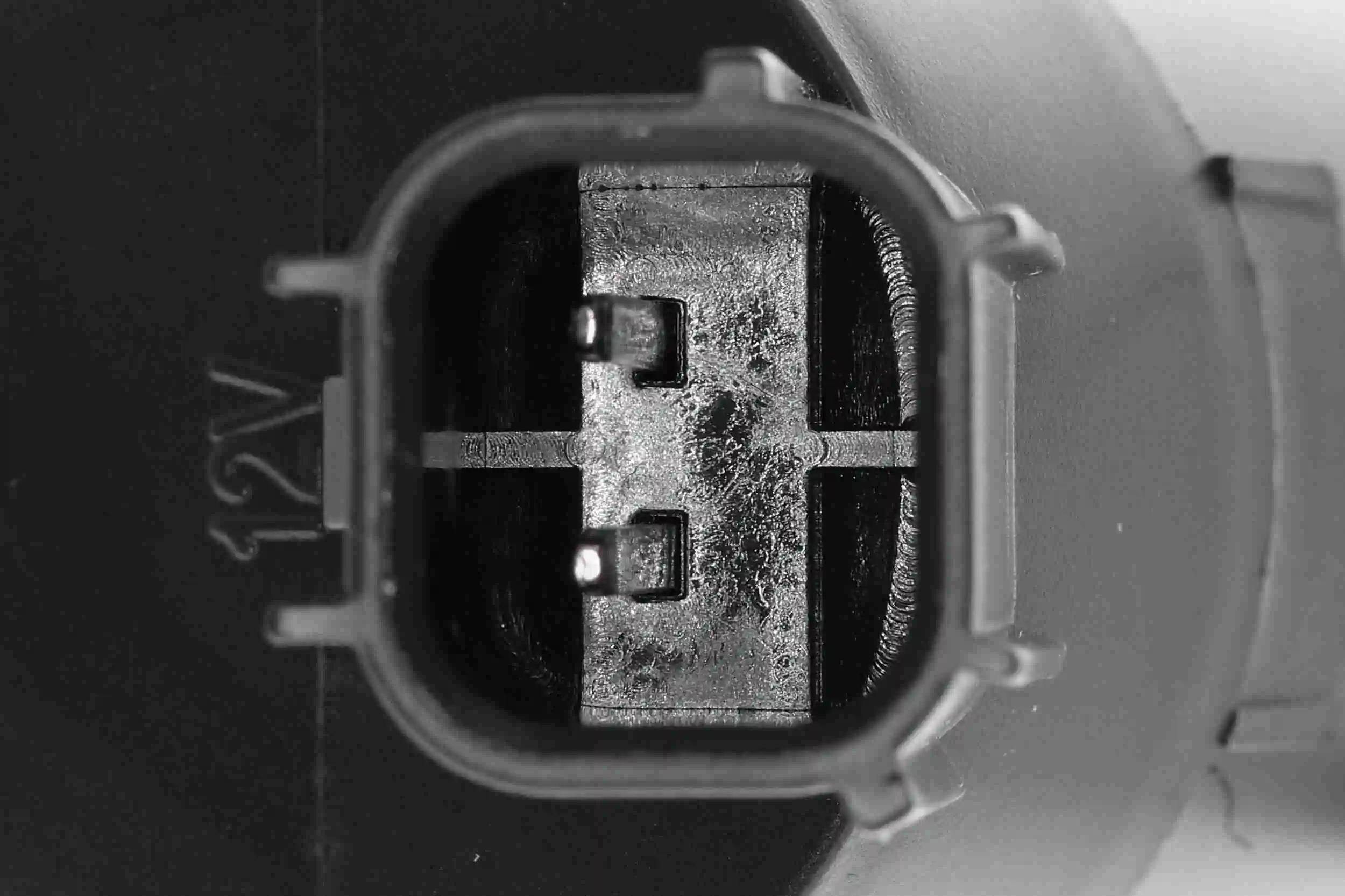 Washer Fluid Pump, window cleaning Green Mobility Parts V25-08-0018