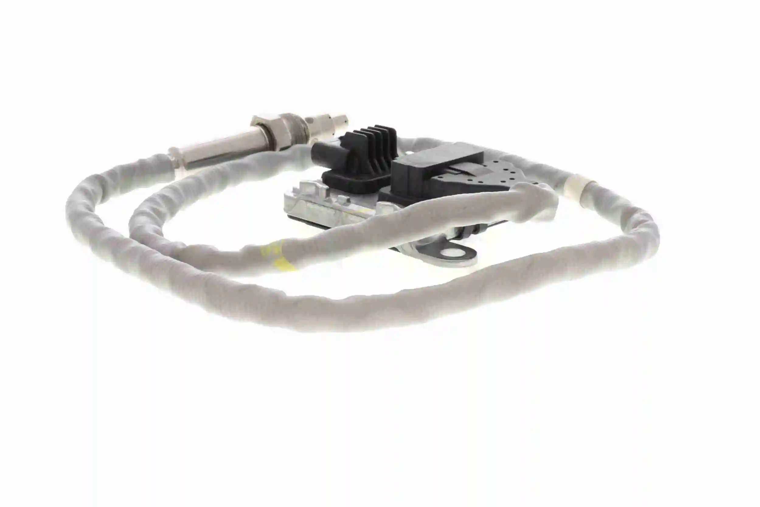 NOx Sensor, urea injection Original VEMO Quality V10-72-0167