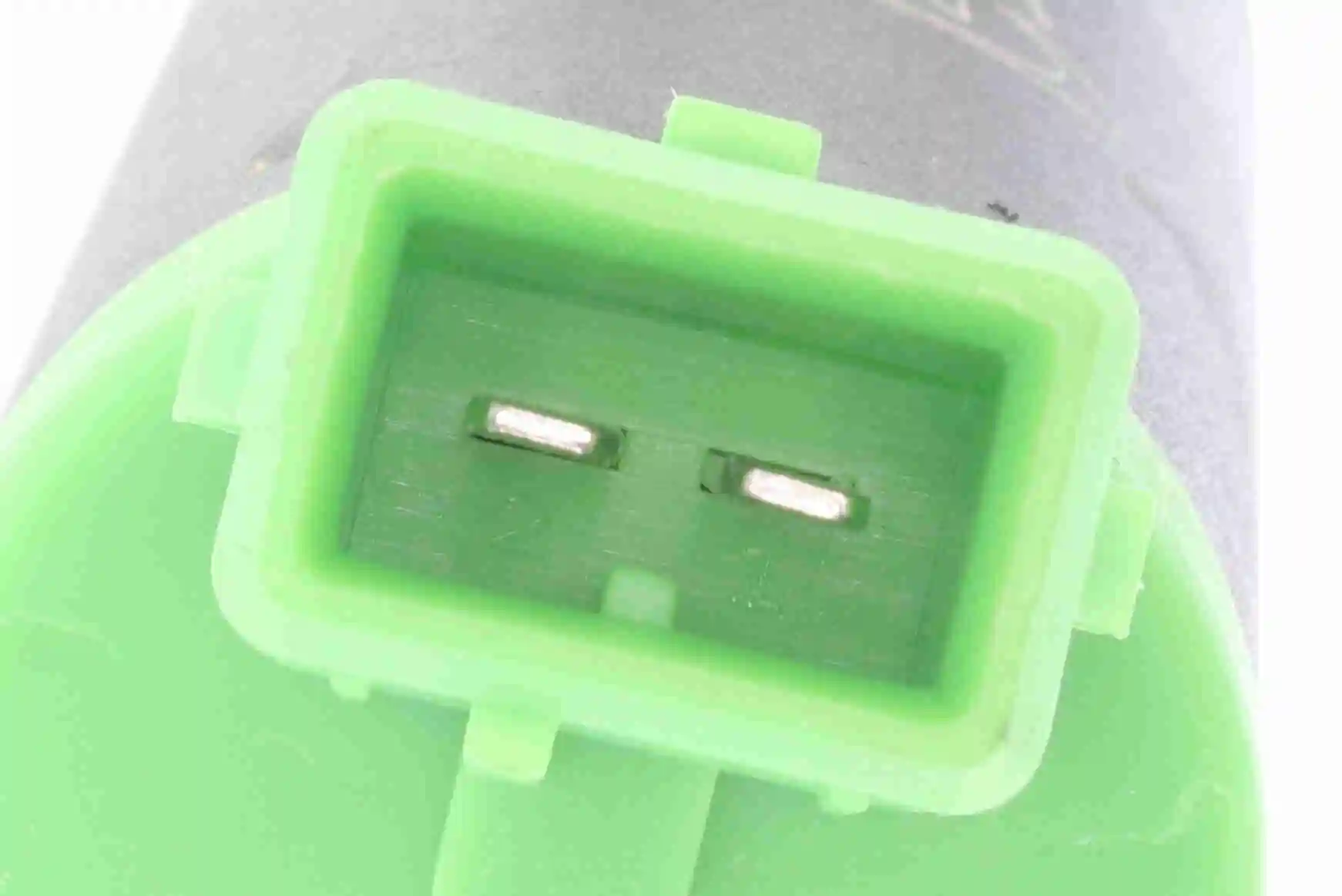 Washer Fluid Pump, window cleaning Green Mobility Parts V42-08-0003