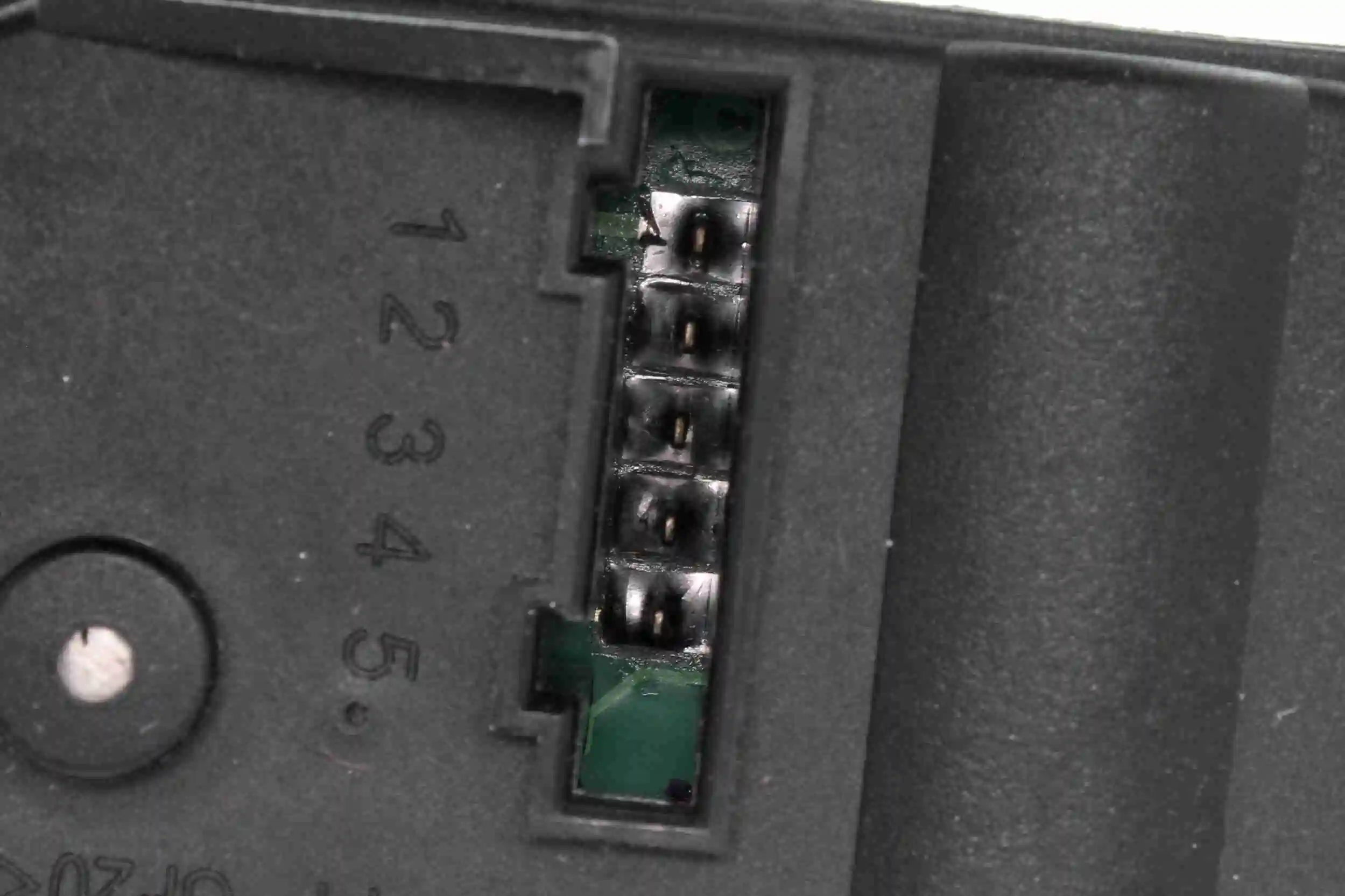 Actuator, blending flap Original VEMO Quality V10-77-1002