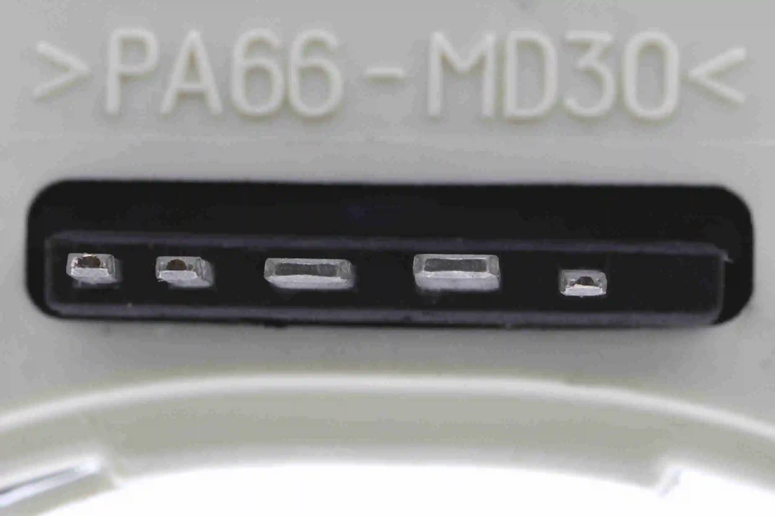 Regulator, interior blower Original VEMO Quality V42-79-0005