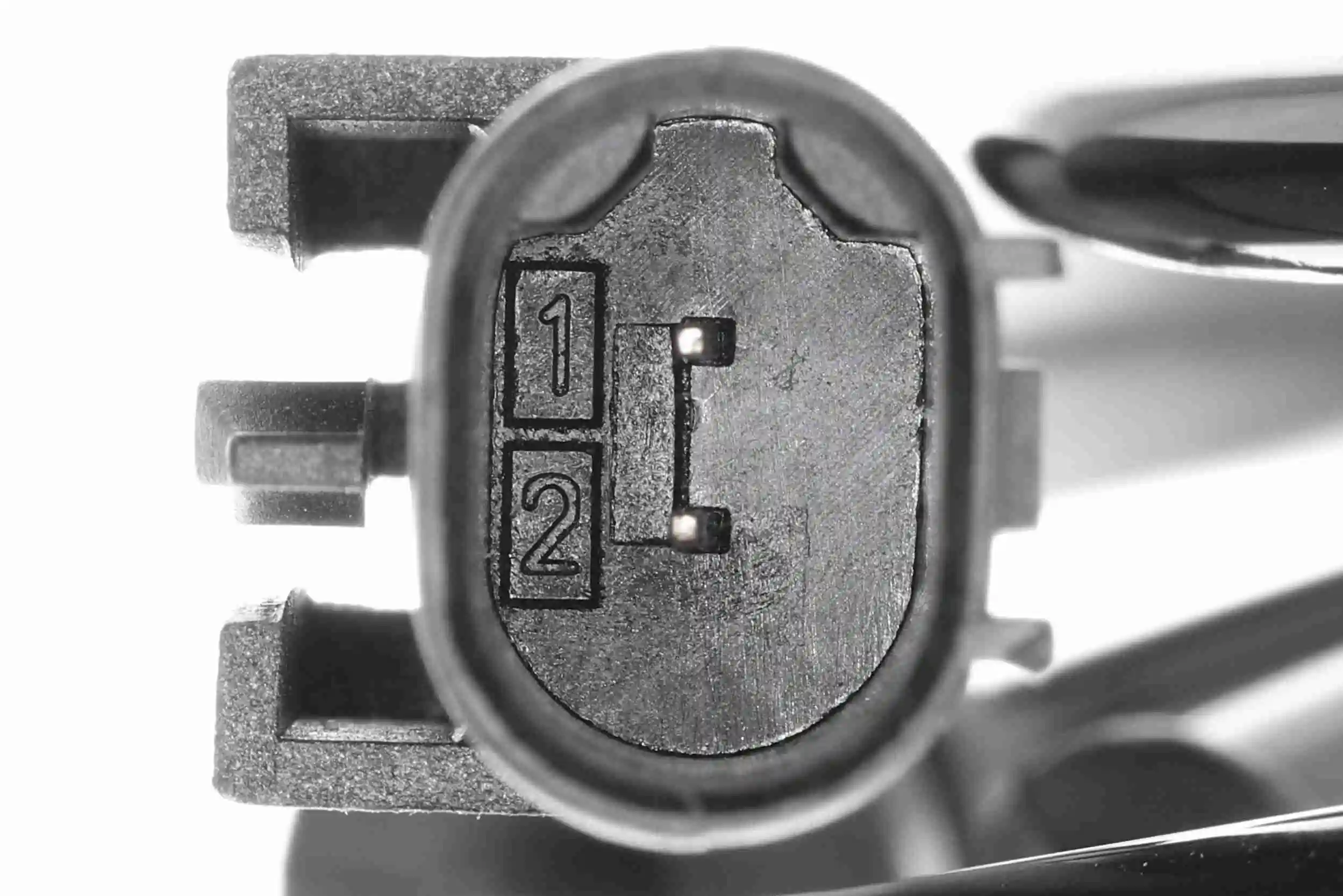 Sensor, wheel speed Original VEMO Quality V24-72-0238