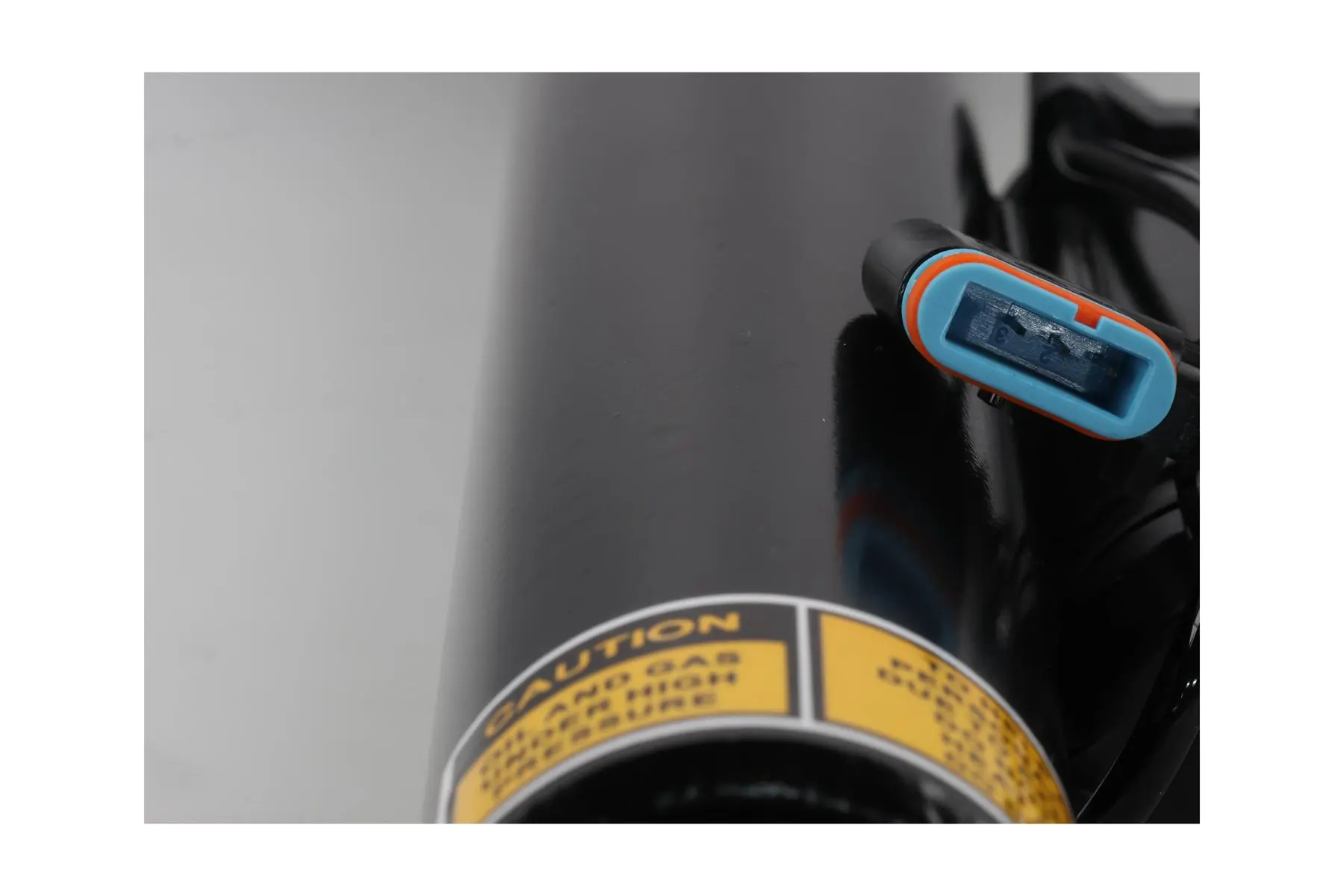 Air Suspension Strut 2070053