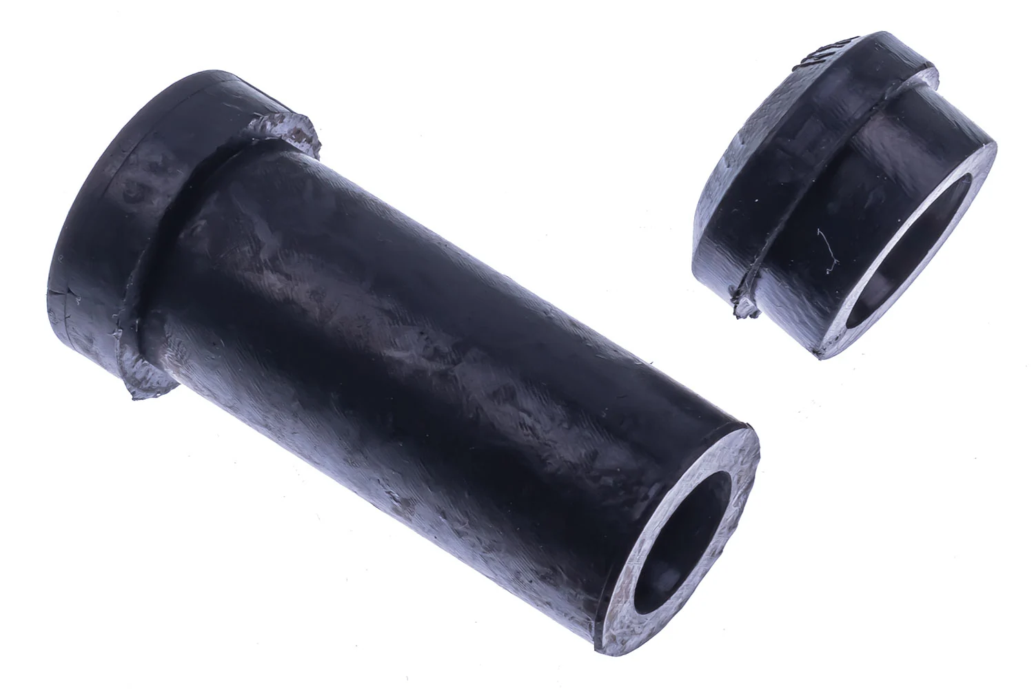 Bushing, leaf spring D300542