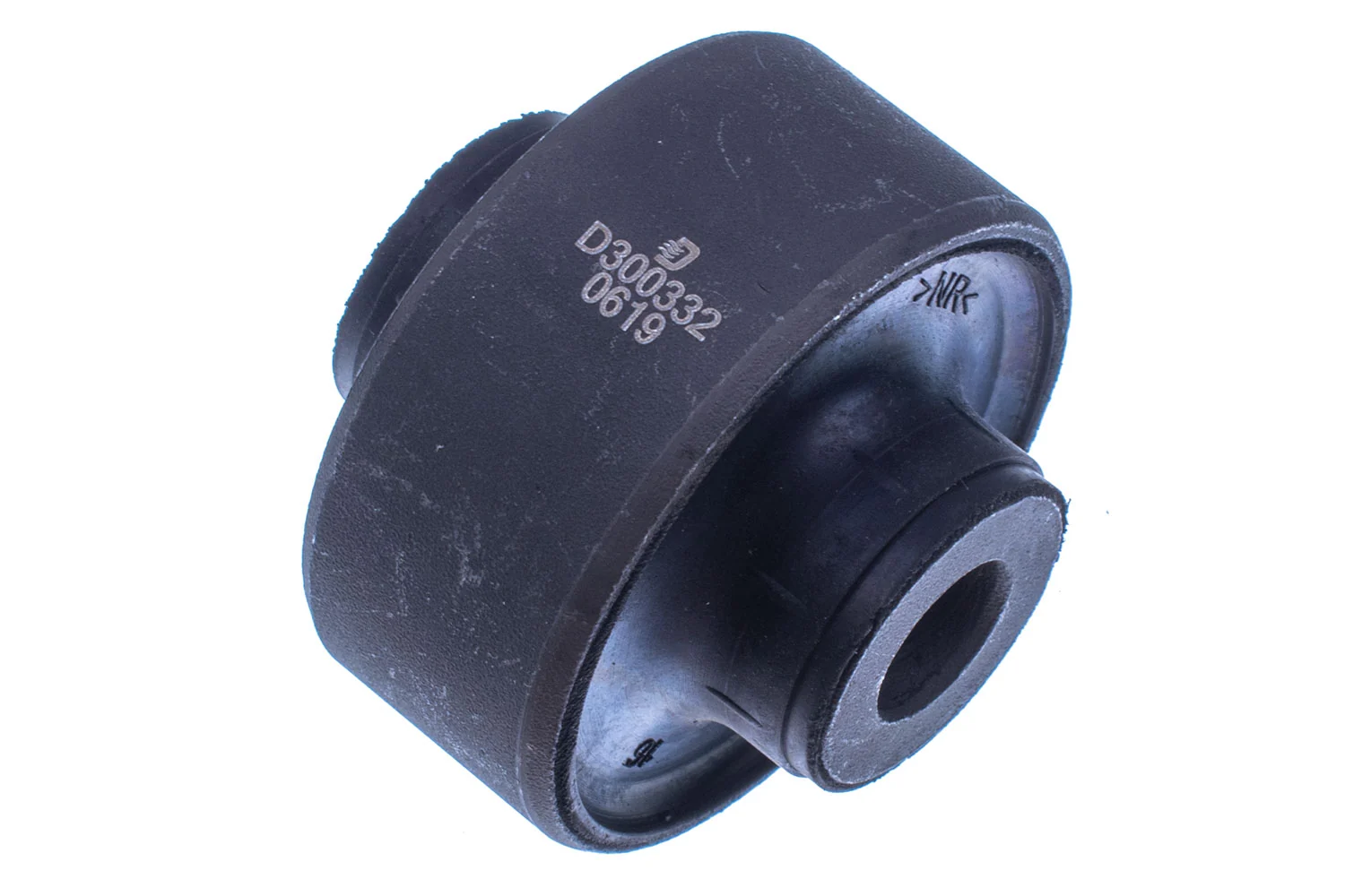 Mounting, control/trailing arm D300332