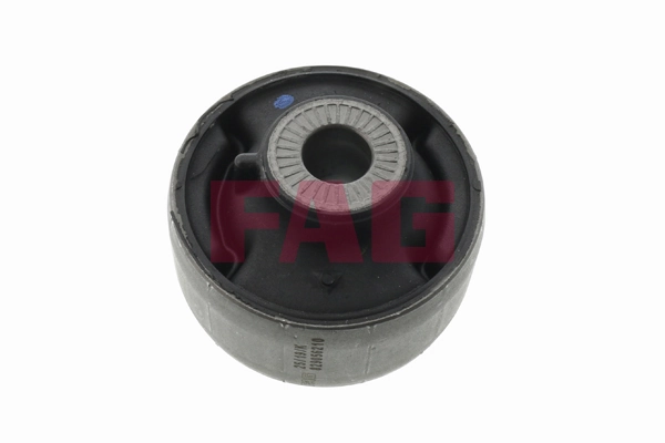 Mounting, control/trailing arm 829 0562 10