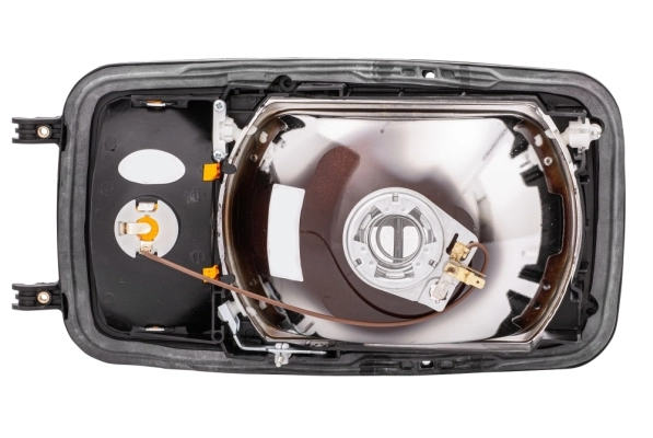 HELLA 1EH 002 658-331 Headlight
