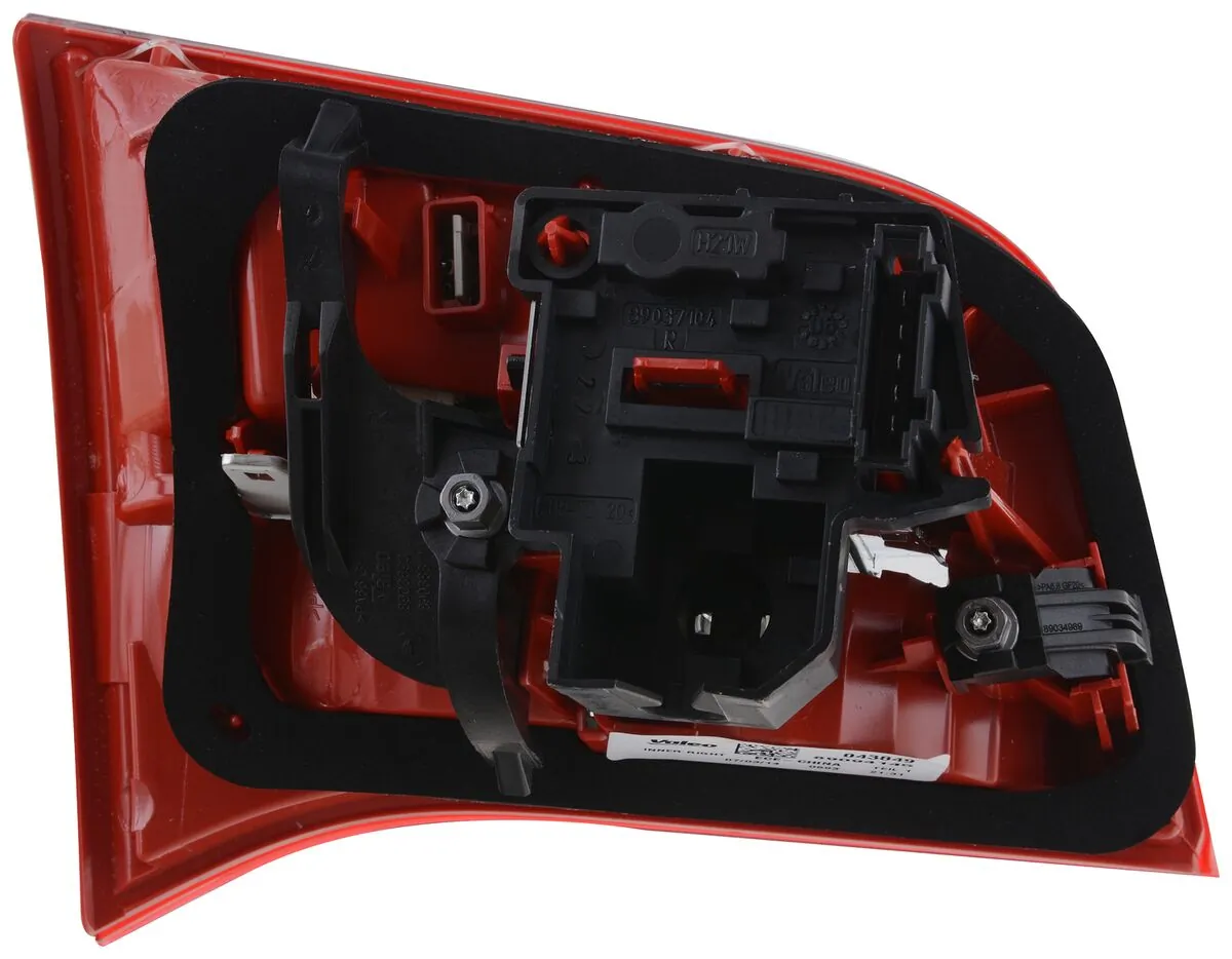 Tail Light Assembly ORIGINAL PART 043849