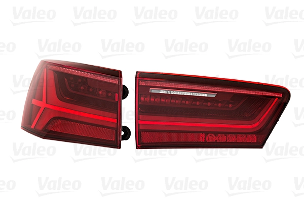 Tail Light Assembly ORIGINAL PART 047022