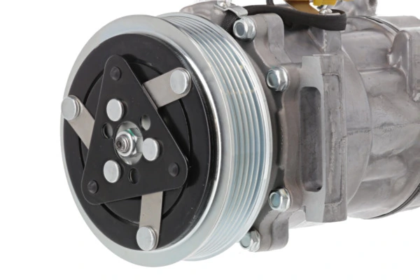 Compressor, air conditioning VALEO CORE-FLEX 813206