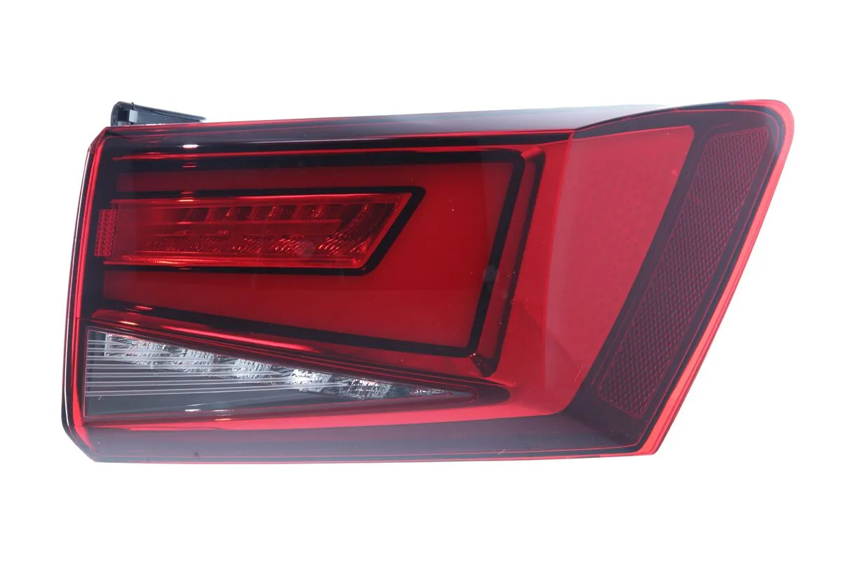 Tail Light Assembly 048751