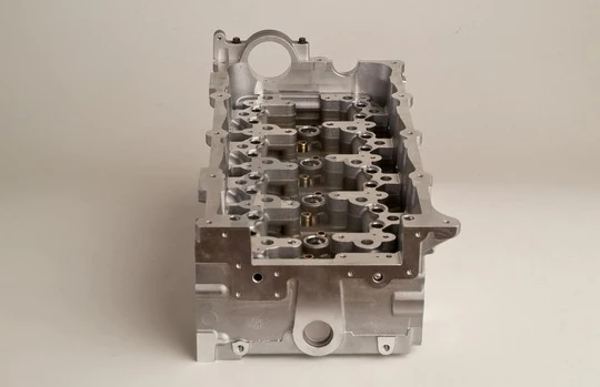 Cylinder Head 908752