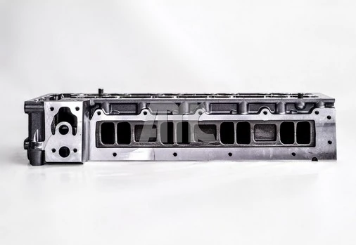 Cylinder Head 910546