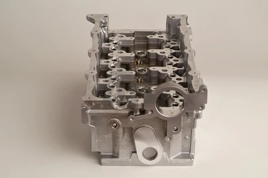 Cylinder Head 908752