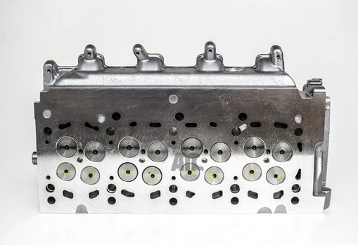Cylinder Head 908927