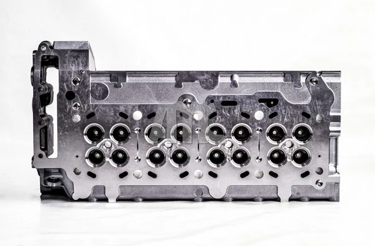 Cylinder Head 910546