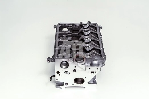 Cylinder Head 908718