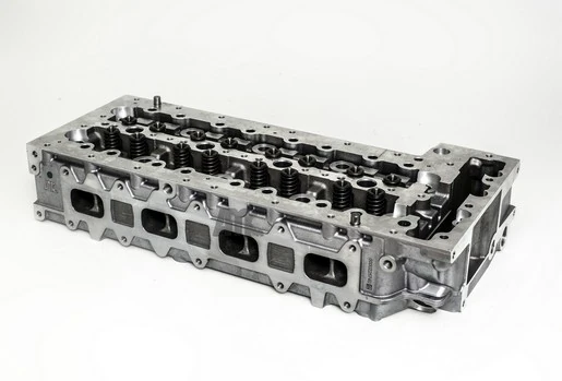 Cylinder Head 910646