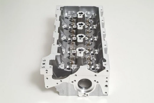 Kepala silinder 908572